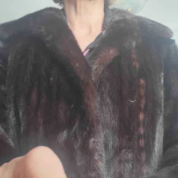 Full lenght Brown Mink Coat - Picture 6 of 6